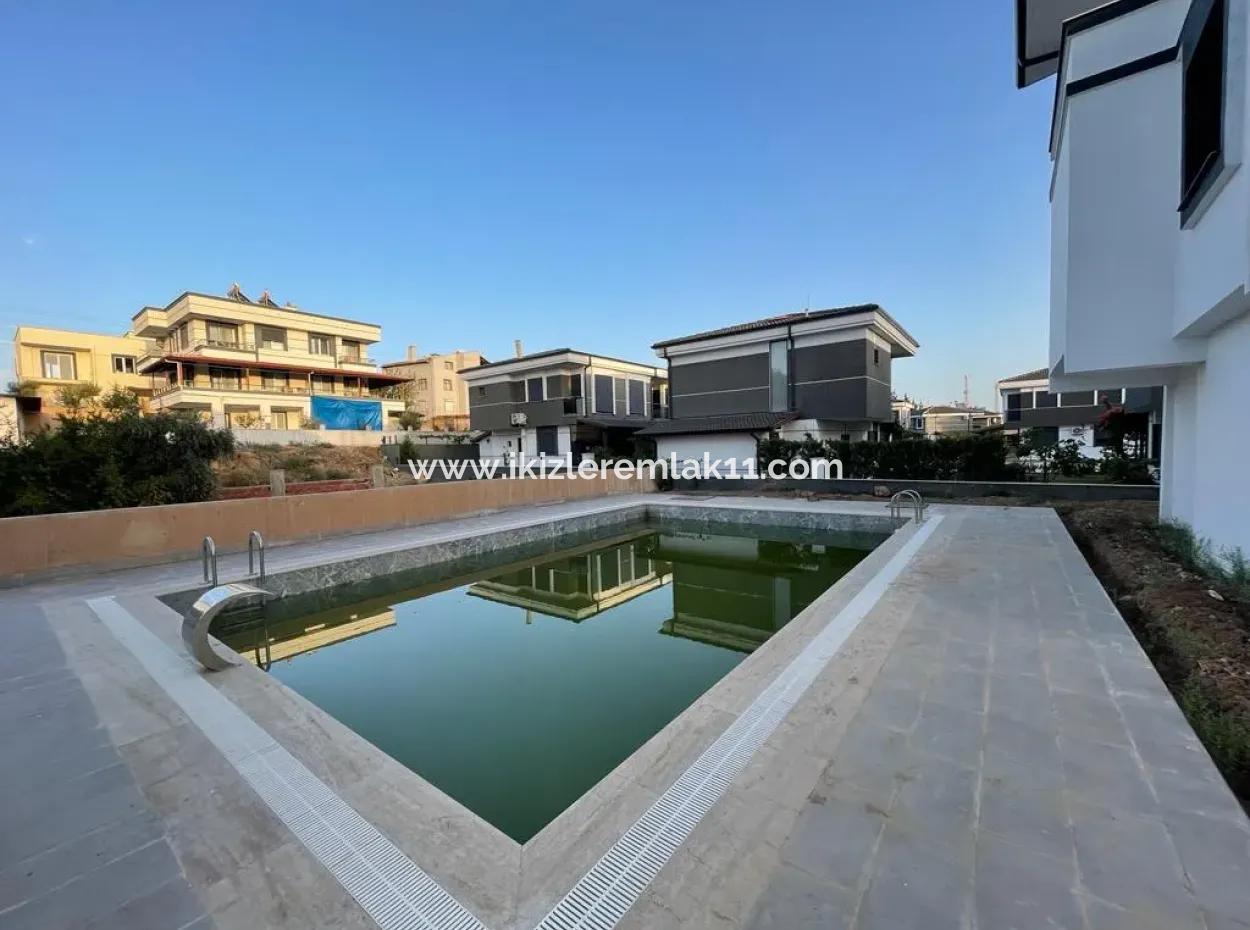 3 1 Detached Pool Cottage With Large Garden For Sale In Doğanbey