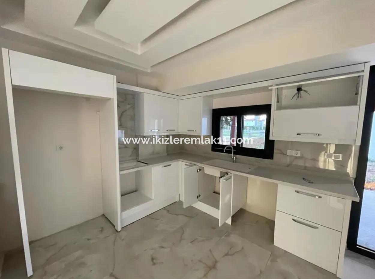 3 1 Detached Pool Cottage With Large Garden For Sale In Doğanbey