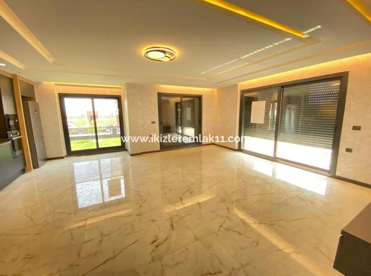 Seferihisarda Center De Nice Location Underfloor Heating For Sale 3 1 Vilia