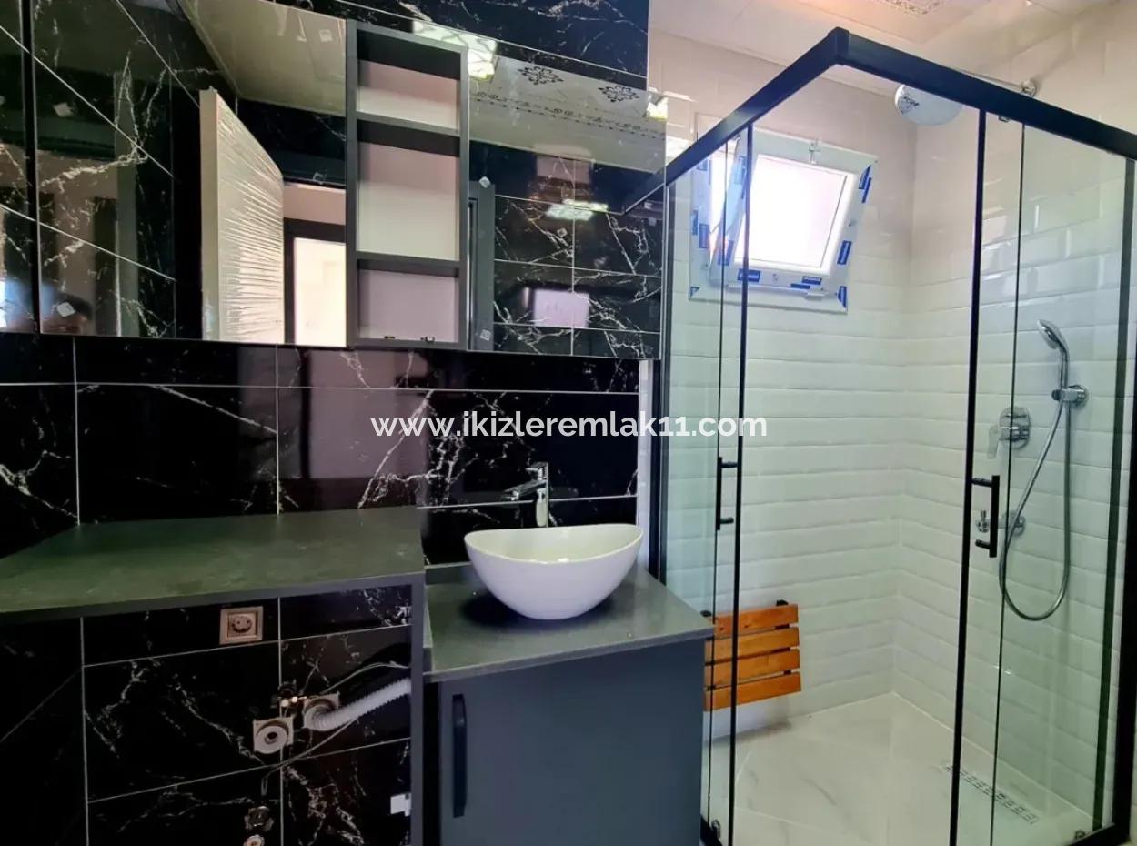 Seferihisa Camikebir Detached Garden 5 2 Hauzlu Villa For Sale