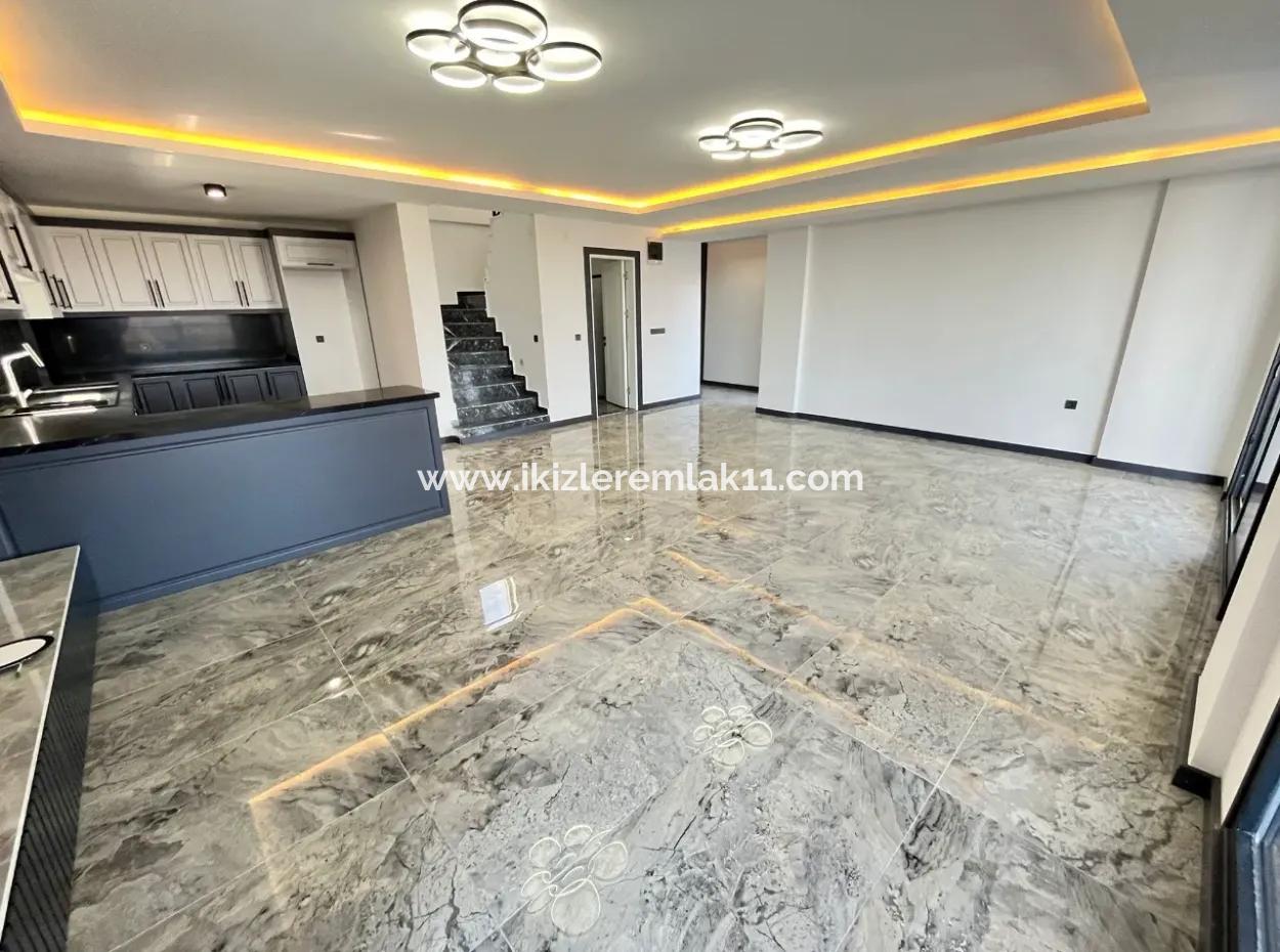 Ultra Luxury 3 In 1 Villa With Panoramic Sea View In Doğanbey