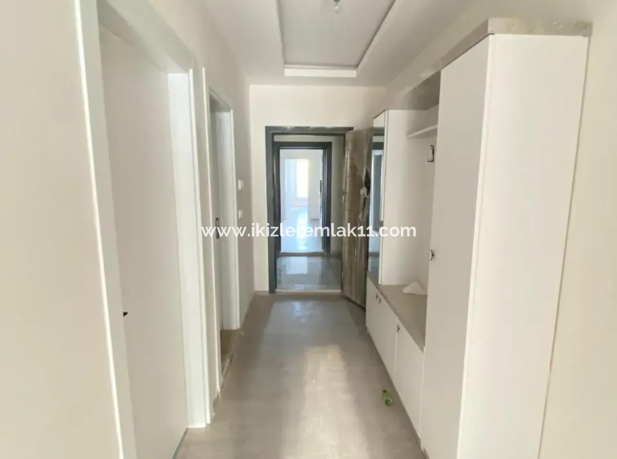 Spacious Useful Zero For Sale 3 1 Apartment In Ürkmez Center