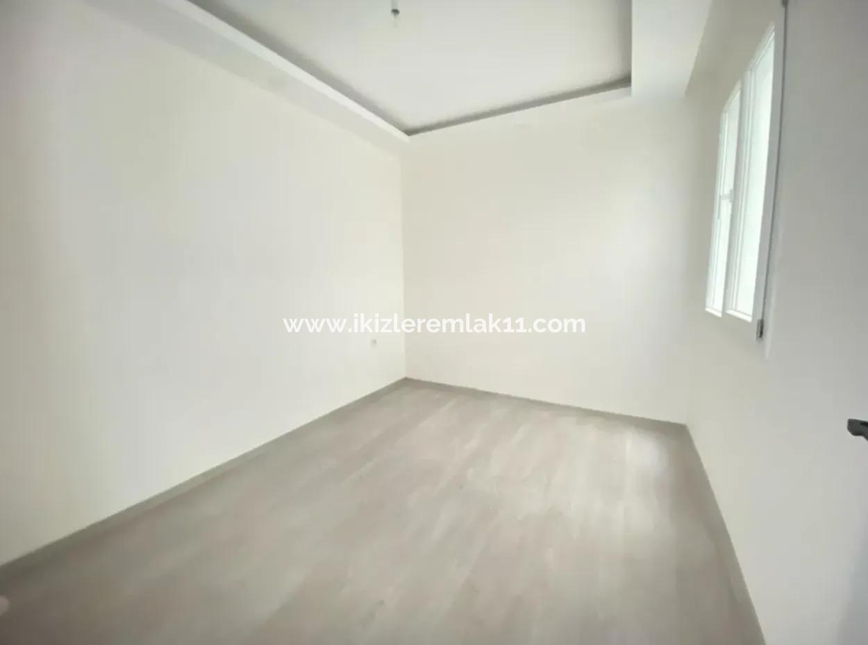 Spacious Useful Zero For Sale 3 1 Apartment In Ürkmez Center