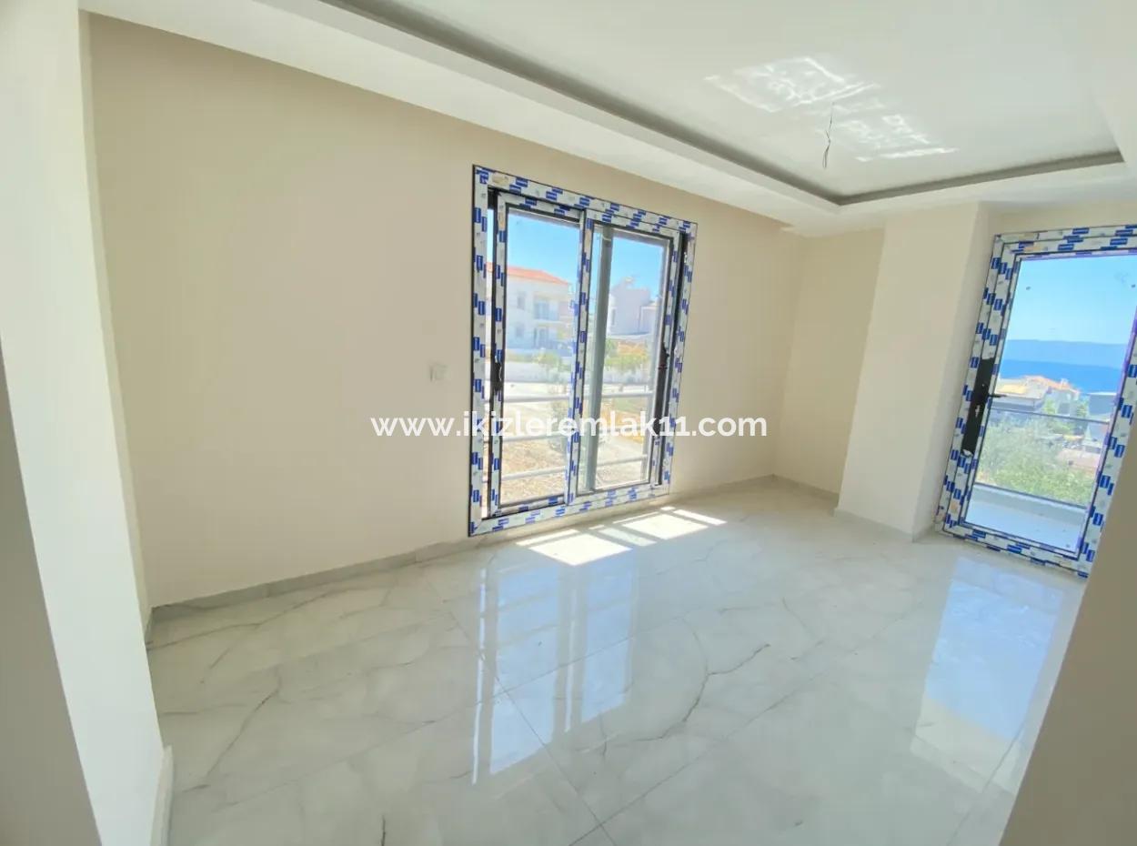 4 1 Villa For Sale In Seferihisar Akarcada With Detached Pool And Luxury Fireplace