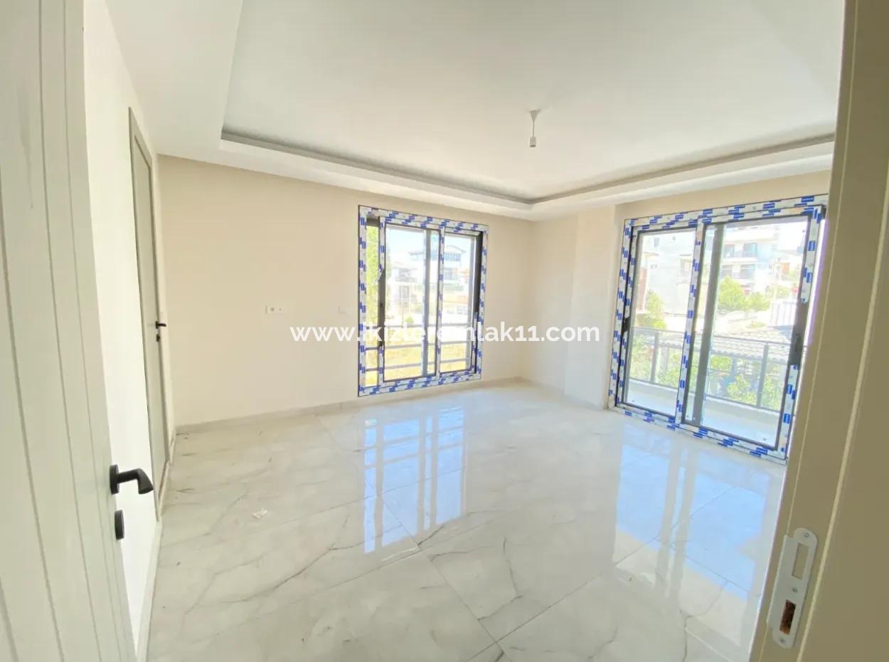 4 1 Villa For Sale In Seferihisar Akarcada With Detached Pool And Luxury Fireplace