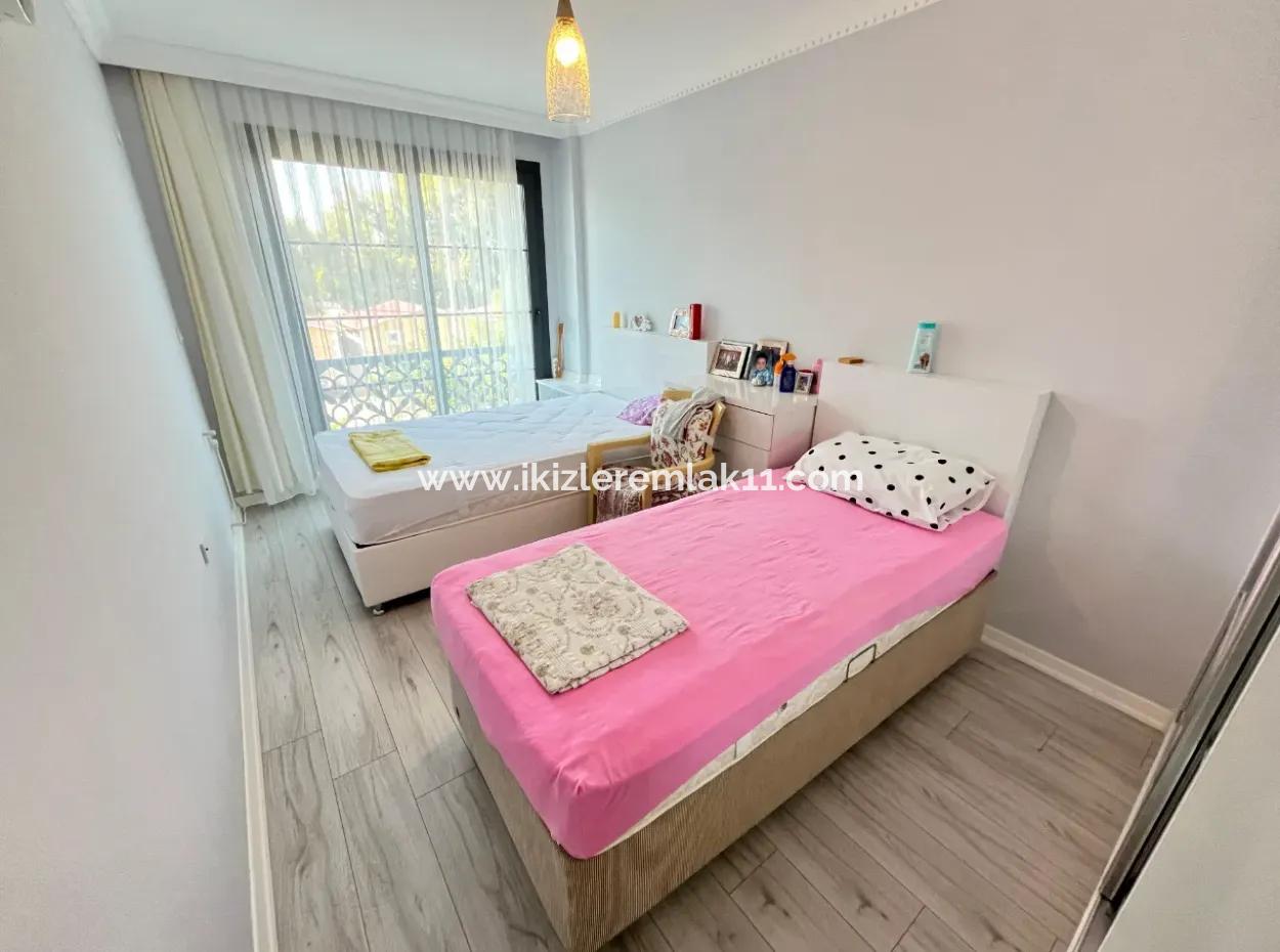 3 1 Luxury Villa Cottage With Garden For Sale By The Sea In Ürkmez