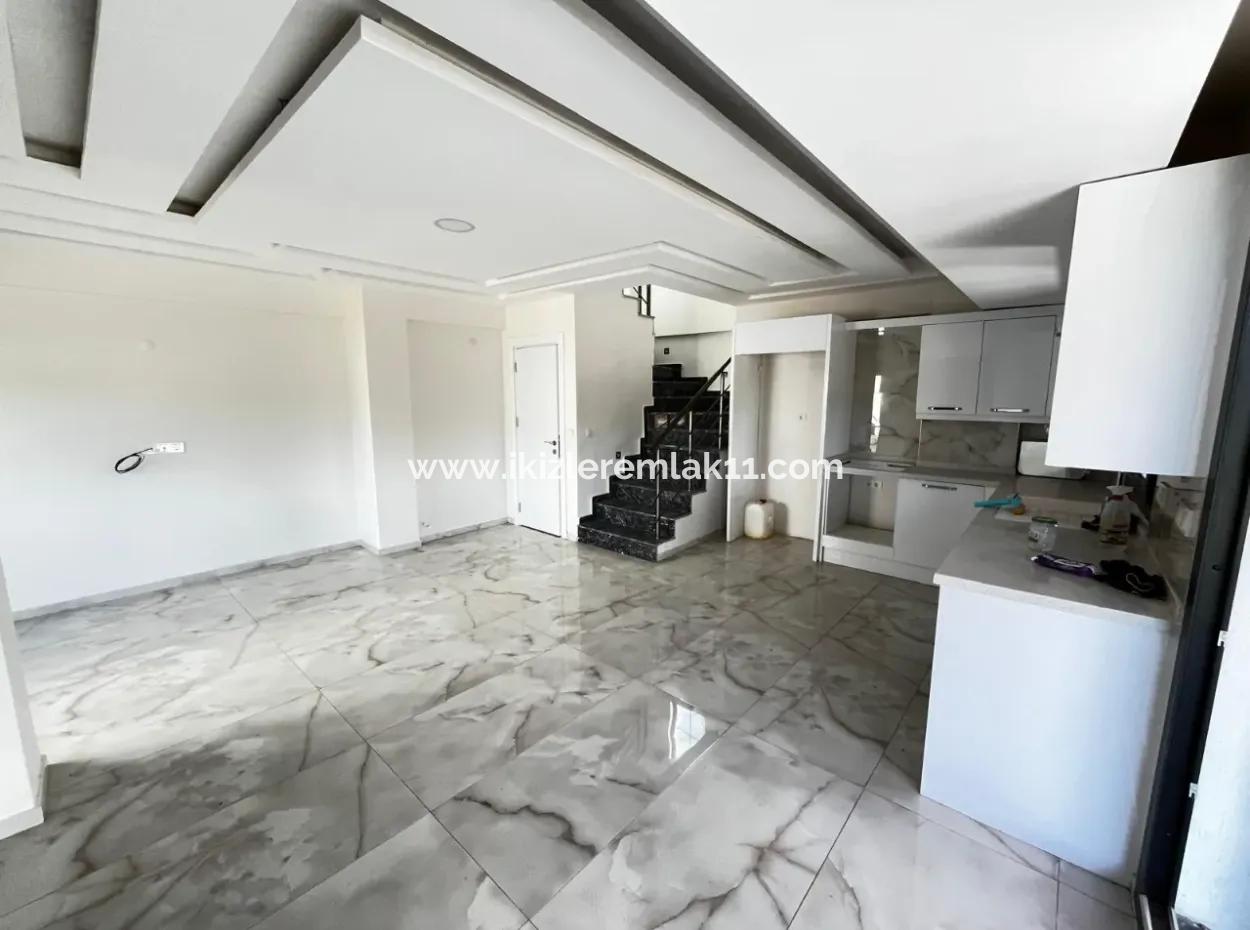 Detached 3 1 Villa With Zero Pool For Sale In Seferihisar Doğanbey