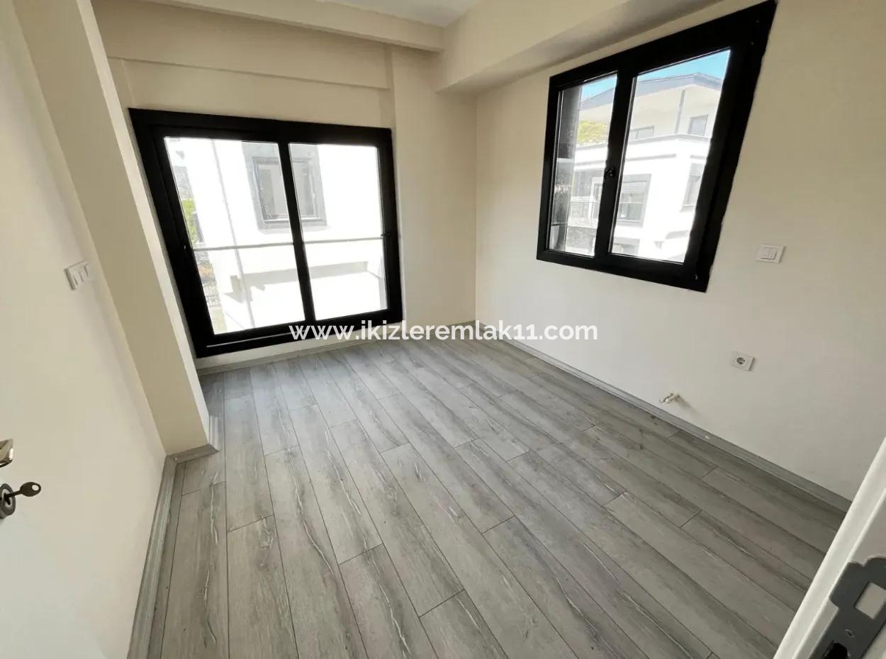 Detached 3 1 Villa With Zero Pool For Sale In Seferihisar Doğanbey