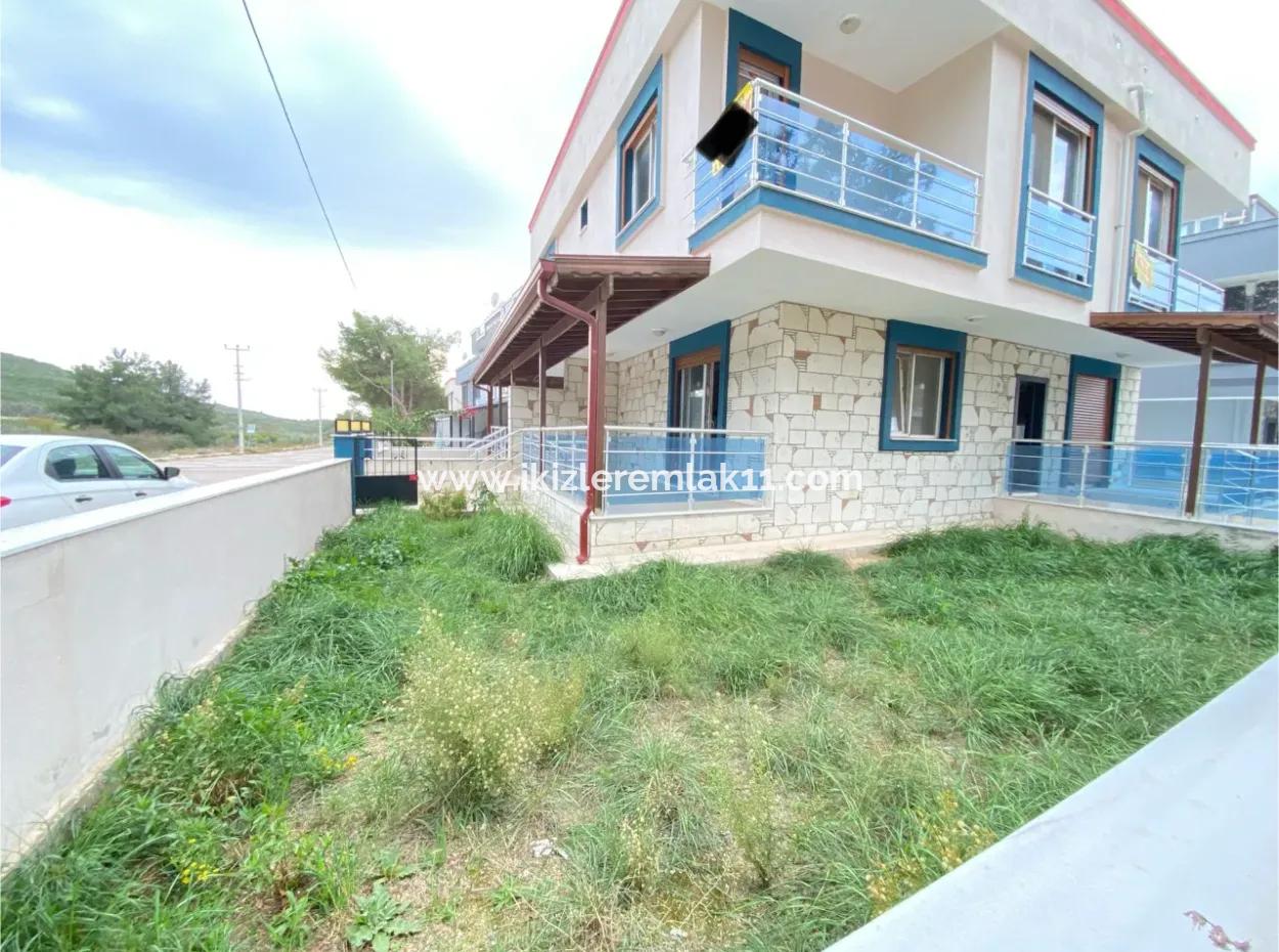 2 1 Villa With New Garden For Sale At An Affordable Price In Payamlı, Doganbey