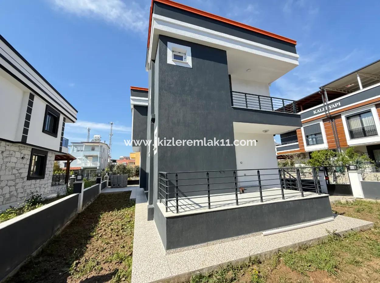 Single Detached 3 1 Duplex Cottage In 300 M2 Plot In Seferihisar Doğanbey