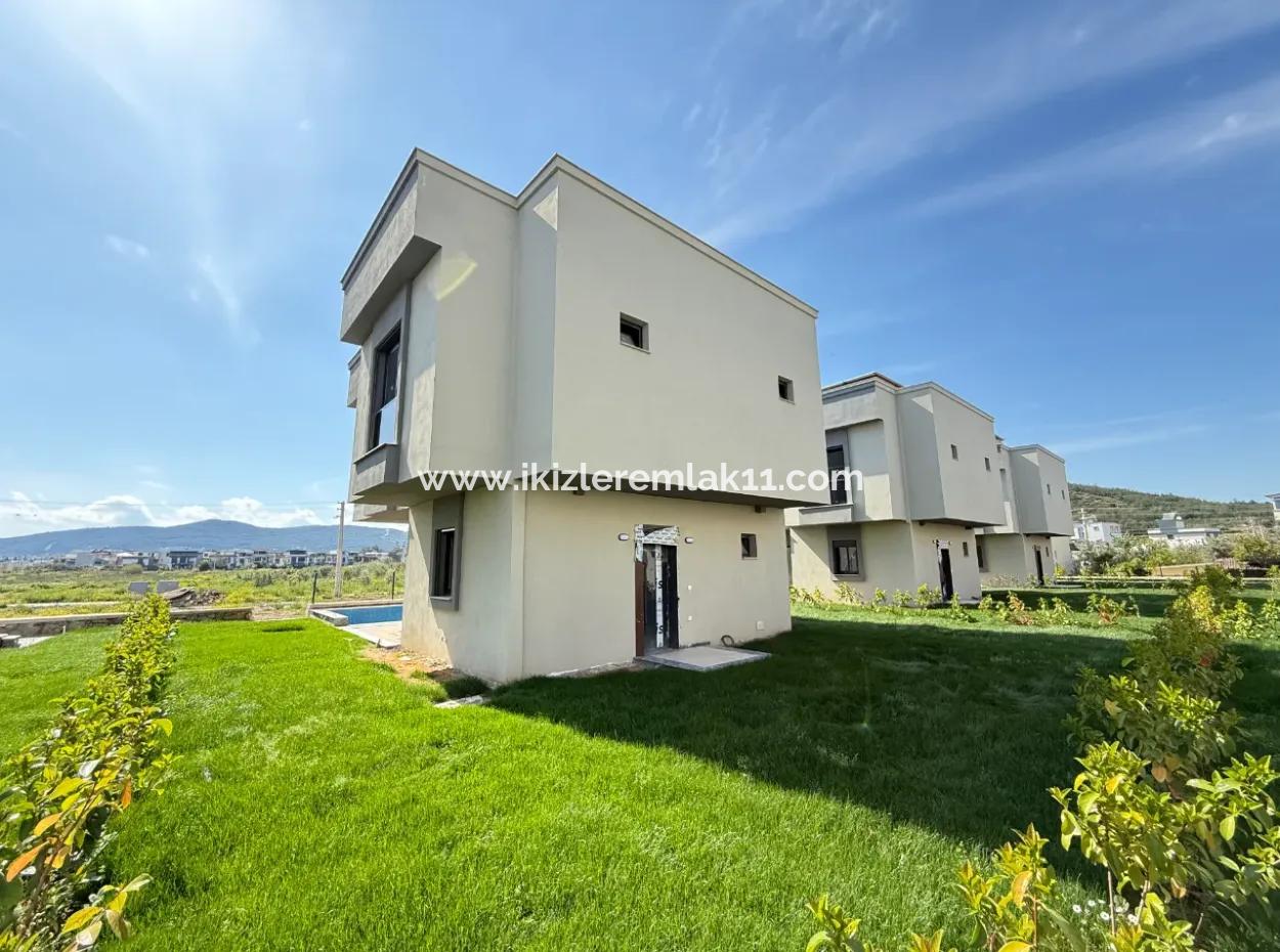 3 In 1 Villa With Zero Pool For Sale With Large Garden In Doganbey, Seferihisar
