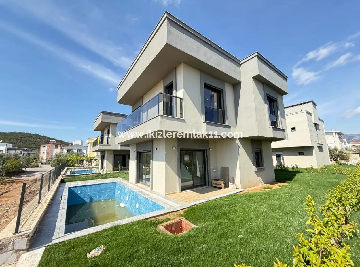 3 In 1 Villa With Zero Pool For Sale With Large Garden In Doganbey, Seferihisar