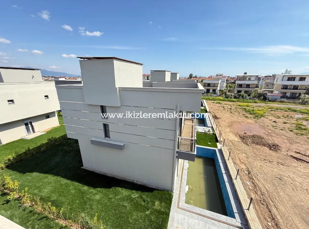 3 In 1 Villa With Zero Pool For Sale With Large Garden In Doganbey, Seferihisar