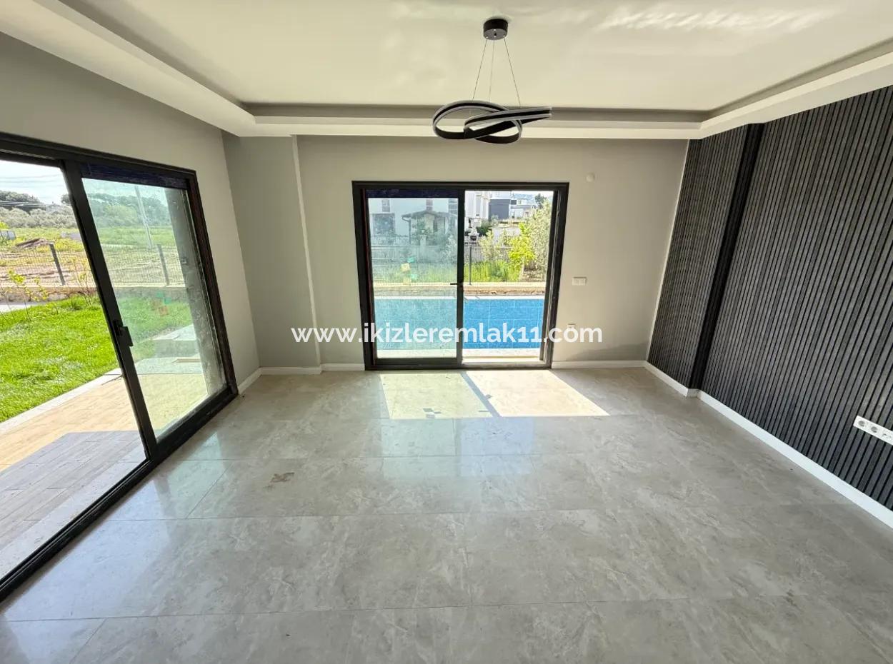 3 In 1 Villa With Zero Pool For Sale With Large Garden In Doganbey, Seferihisar