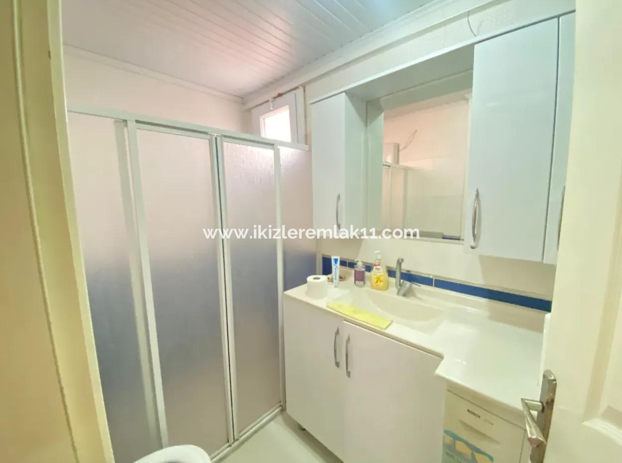 2 1 Apartment For Sale In Seferihisar Ürkmez Center At An Affordable Price