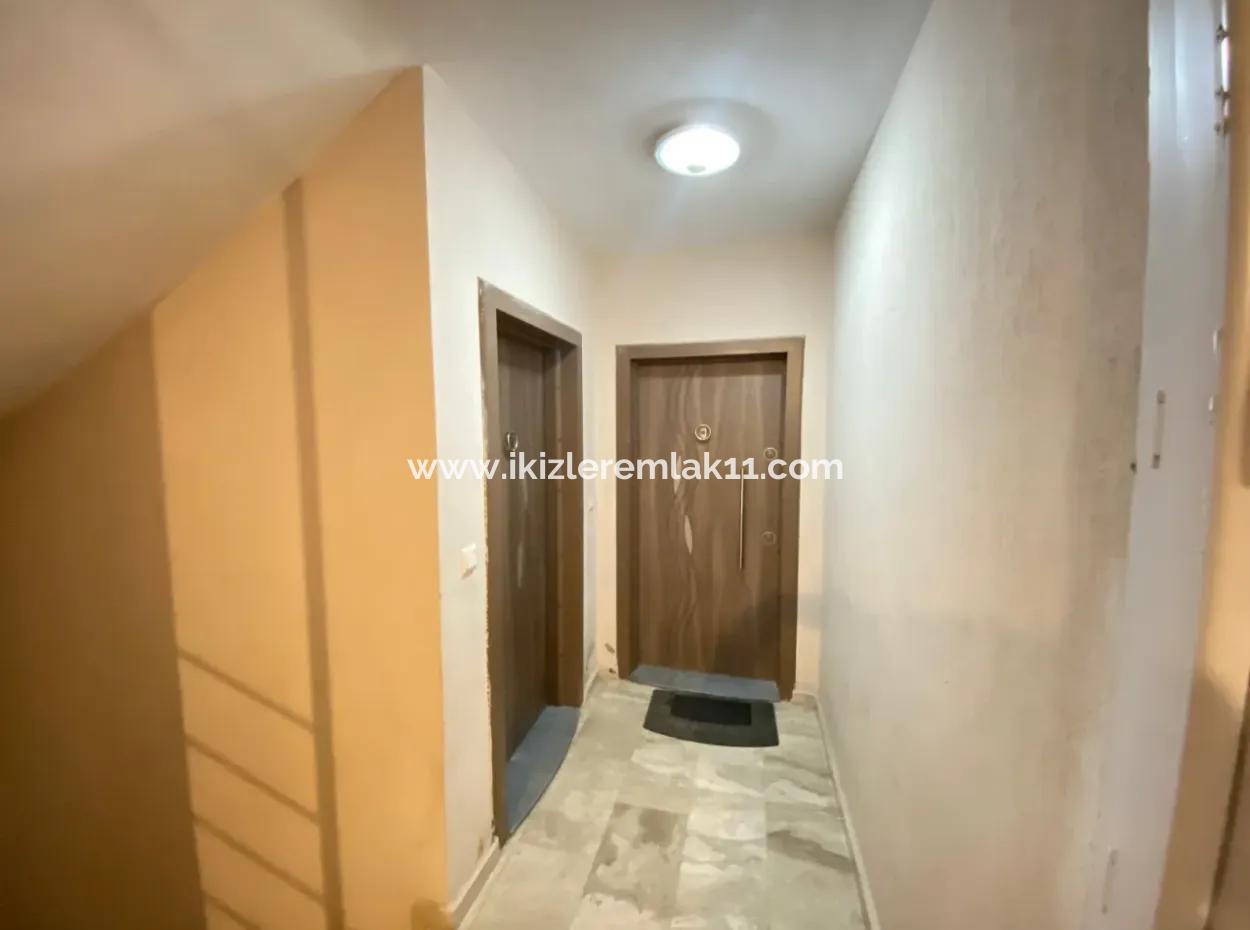 2 1 Apartment For Sale Near The Sea In Seferihisar Ürkmezde