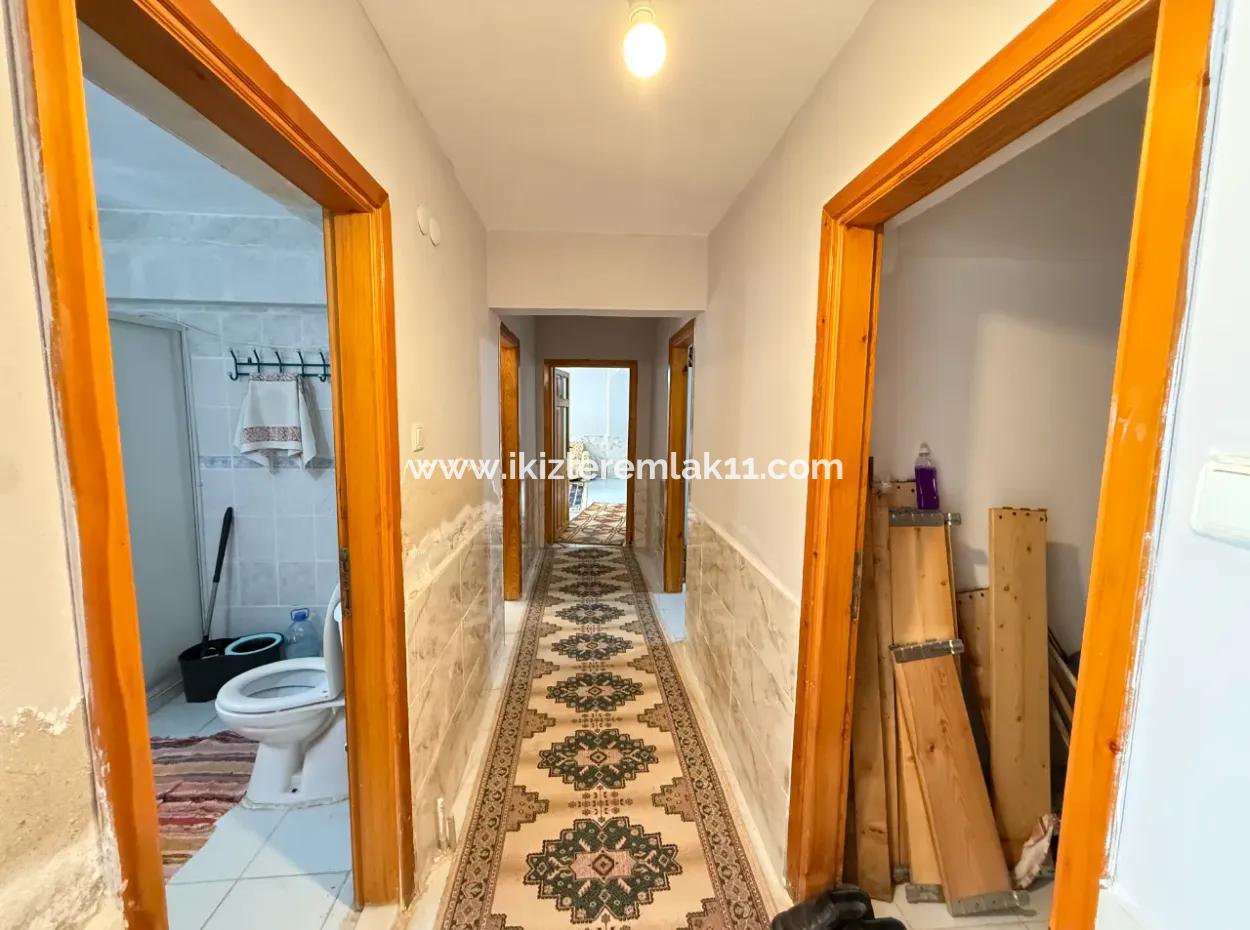 250 M To The Sea In Ürkmez, Affordable Price For Sale 3 1 Apartment With Garden