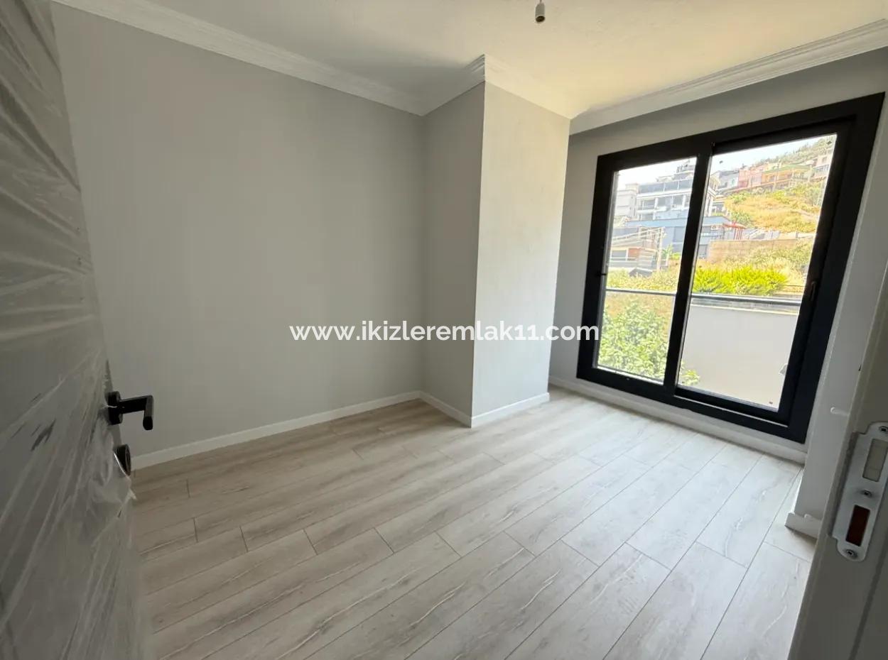 3 1 Sea View Garden Villa For Sale In Seferihisar Doganbeyde