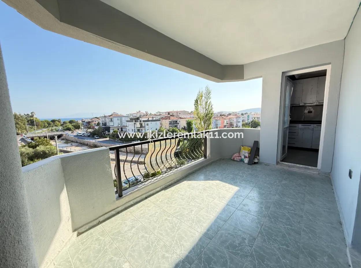 Wide Affordable Price With Elevator For Sale In Seferihisar Ürkmez 3 1 Apartment