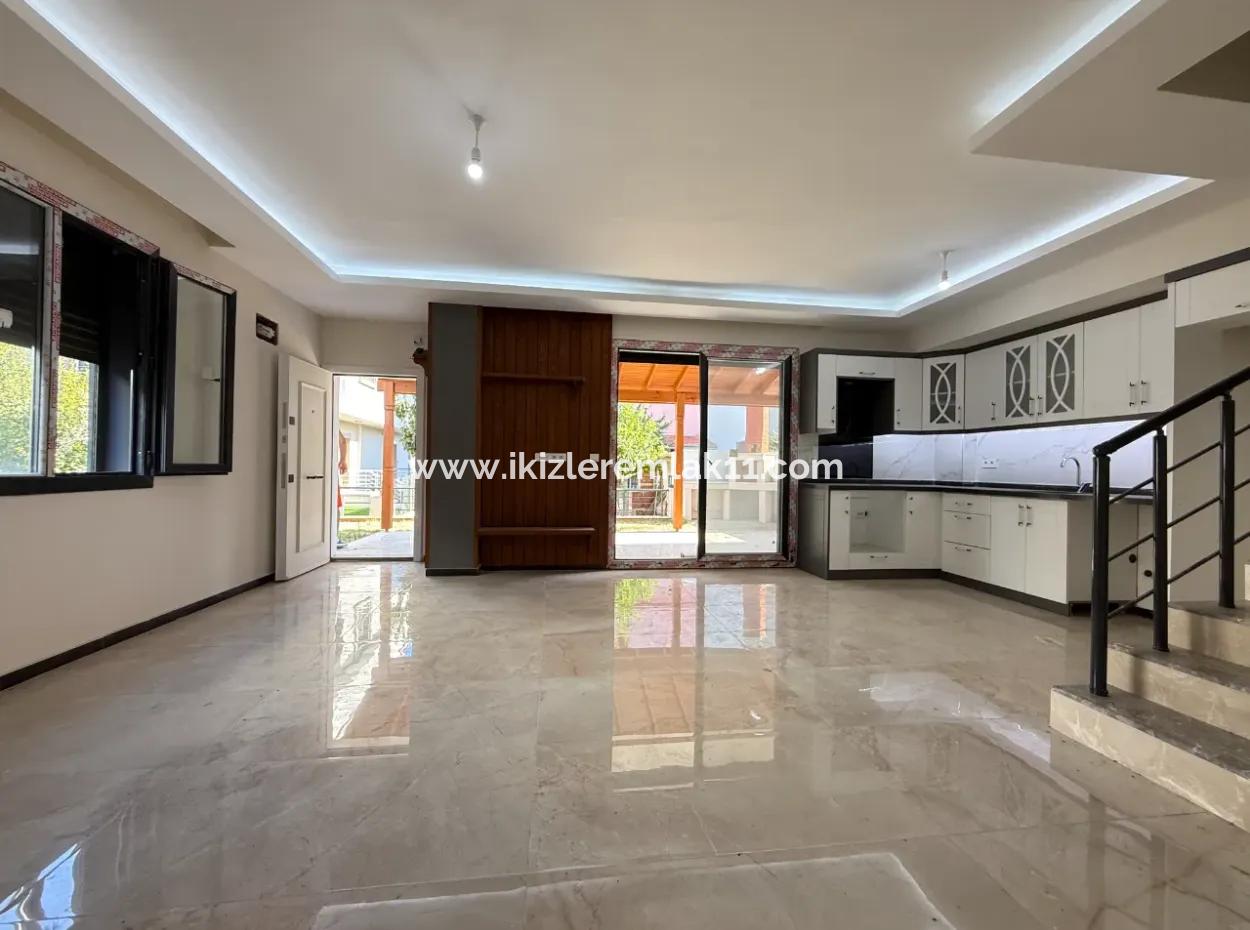 3 In 1 Villa With Zero Garden For Sale Near The Sea In Doganbey, Seferihisar