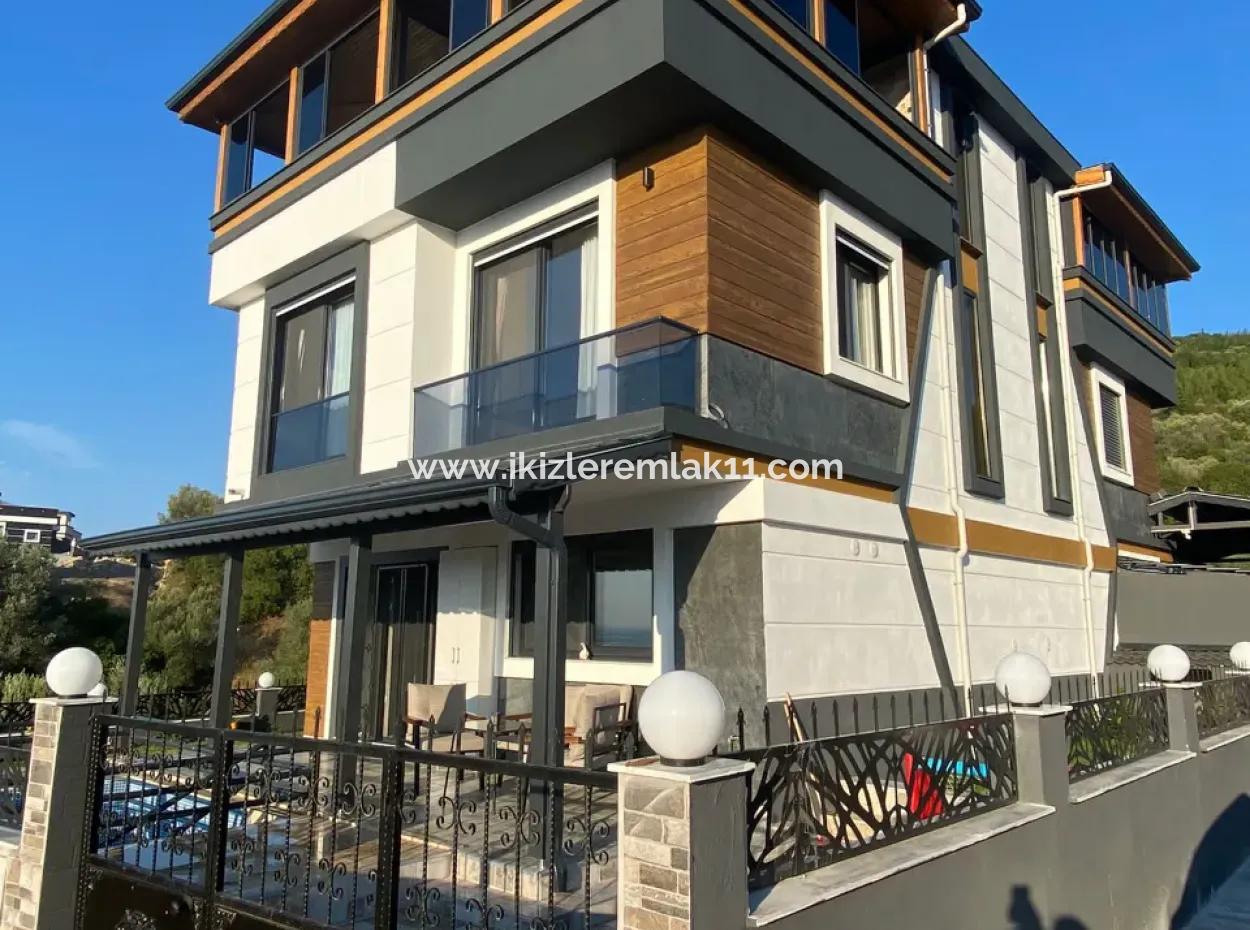 3 1 Detached Sea View Villa With Pool For Sale In Doganbey, Seferihisar