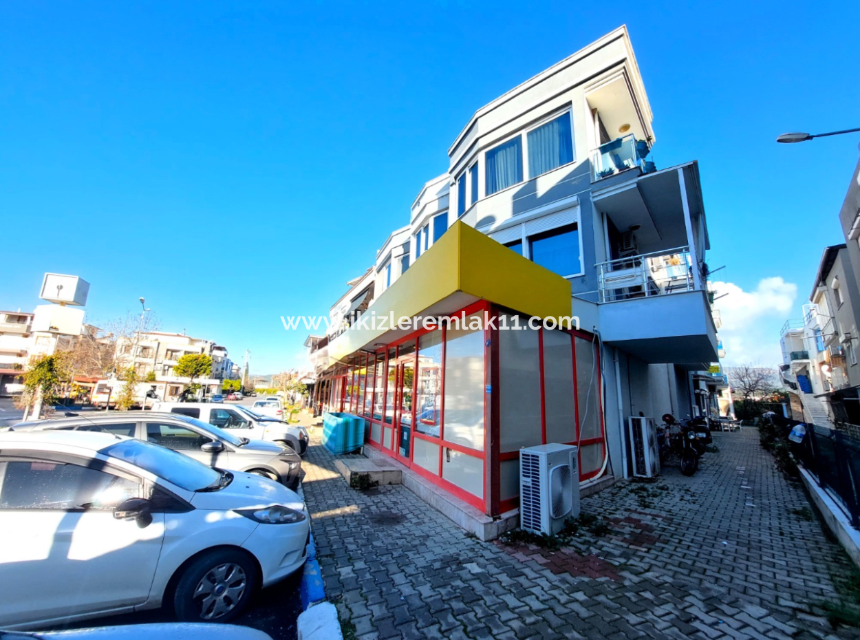 3 1 Mezzanine 110 M² Flat For Sale In The Center Of Seferihisar Ürkmez