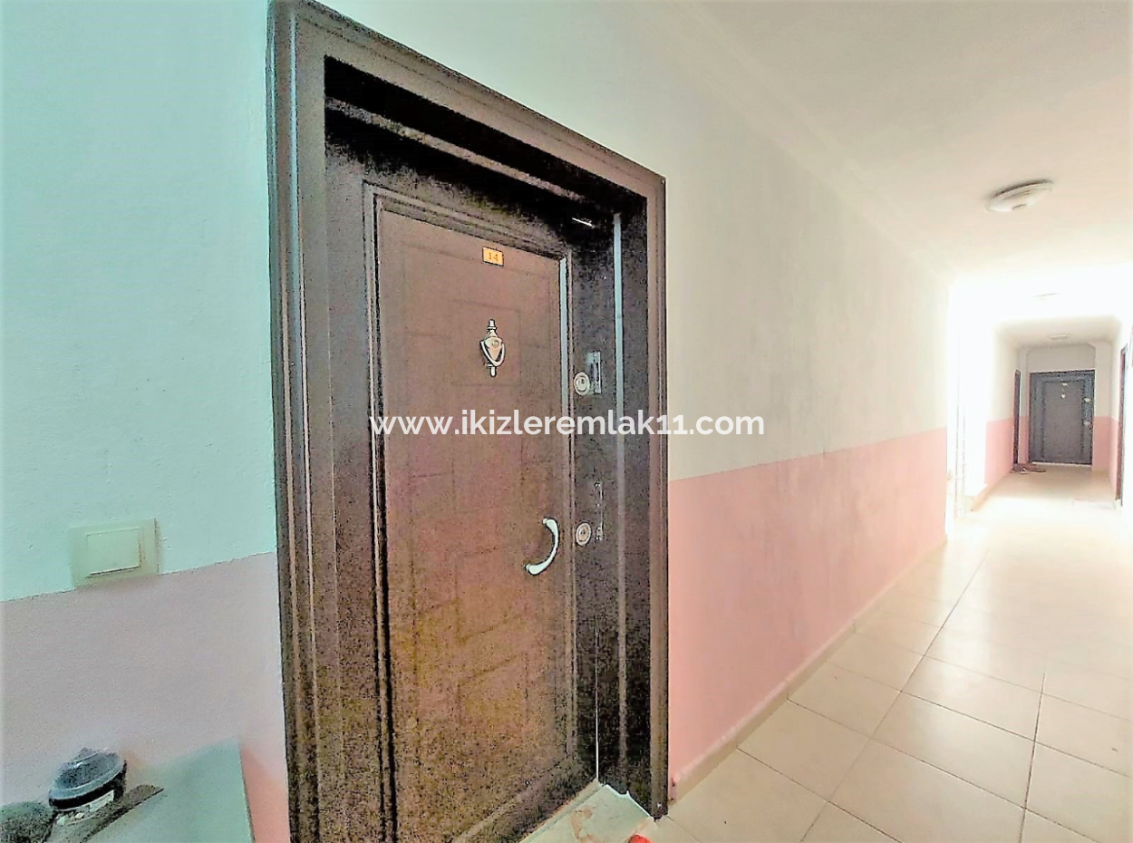 3 1 Mezzanine 110 M² Flat For Sale In The Center Of Seferihisar Ürkmez