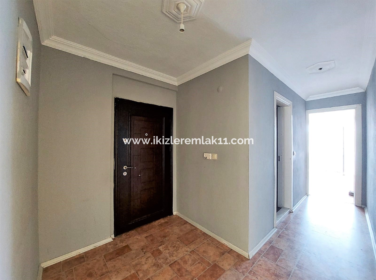 3 1 Mezzanine 110 M² Flat For Sale In The Center Of Seferihisar Ürkmez