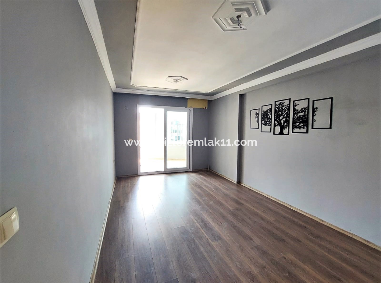 3 1 Mezzanine 110 M² Flat For Sale In The Center Of Seferihisar Ürkmez