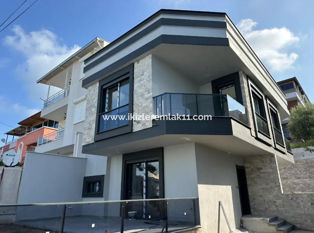 Luxury 3 1 Duplex Villa For Sale In The Center Of Seferihisar Ürkmez