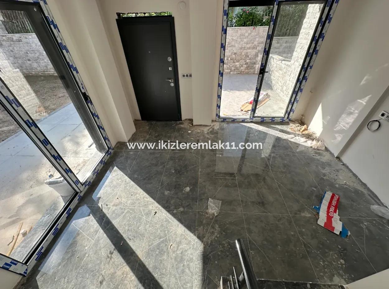 Luxury 3 1 Duplex Villa For Sale In The Center Of Seferihisar Ürkmez