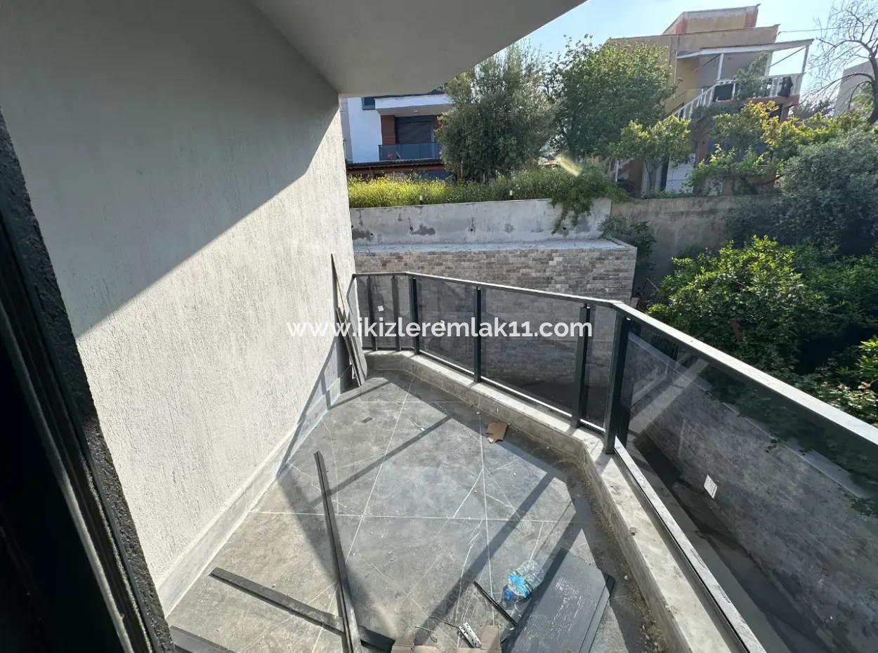 Luxury 3 1 Duplex Villa For Sale In The Center Of Seferihisar Ürkmez