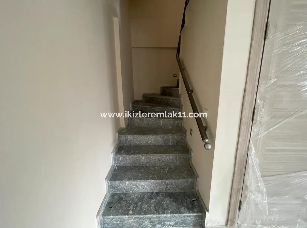 Spacious Location For Sale In Seferihisar Doğanbey 3 1 Luxury Villas Very Close To The Sea