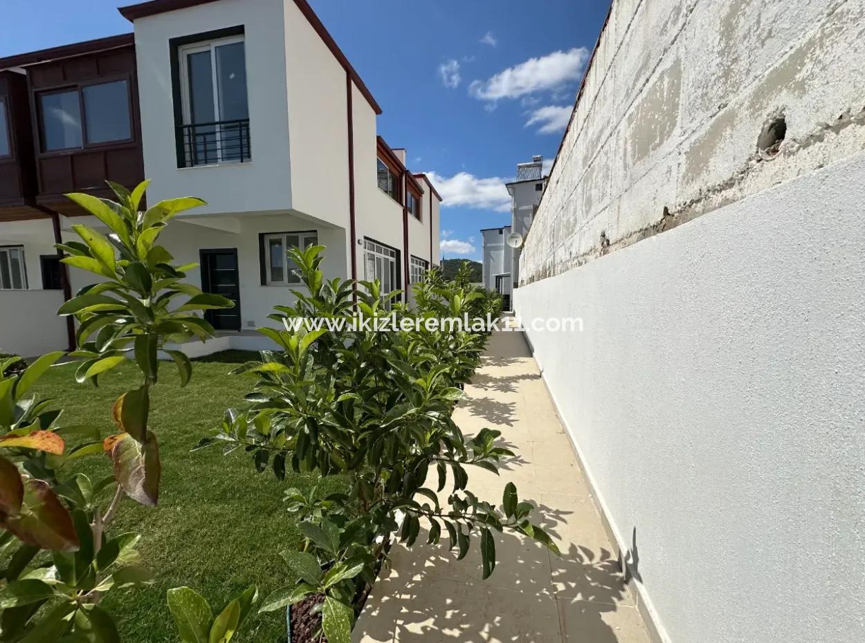 2 1 Villa With Zero Garden For Sale In Seferihisar Doganbeypayamli