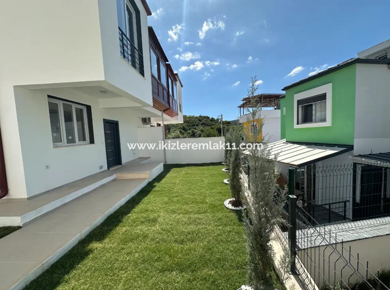 2 1 Villa With Zero Garden For Sale In Seferihisar Doganbeypayamli