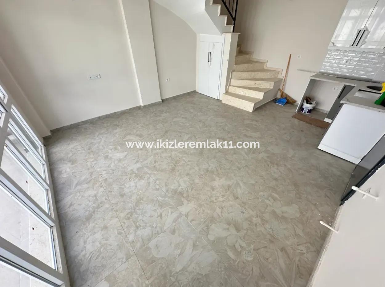 2 1 Villa With Zero Garden For Sale In Seferihisar Doganbeypayamli