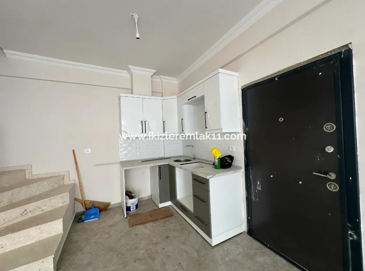 2 1 Villa With Zero Garden For Sale In Seferihisar Doganbeypayamli