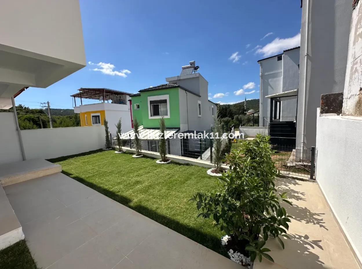 2 1 Villa With Zero Garden For Sale In Seferihisar Doganbeypayamli