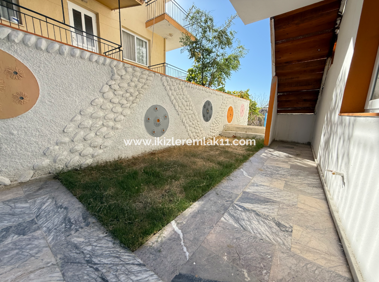 2 1 Garden Floor Free Flat For Sale In Seferihisar Ürkmez