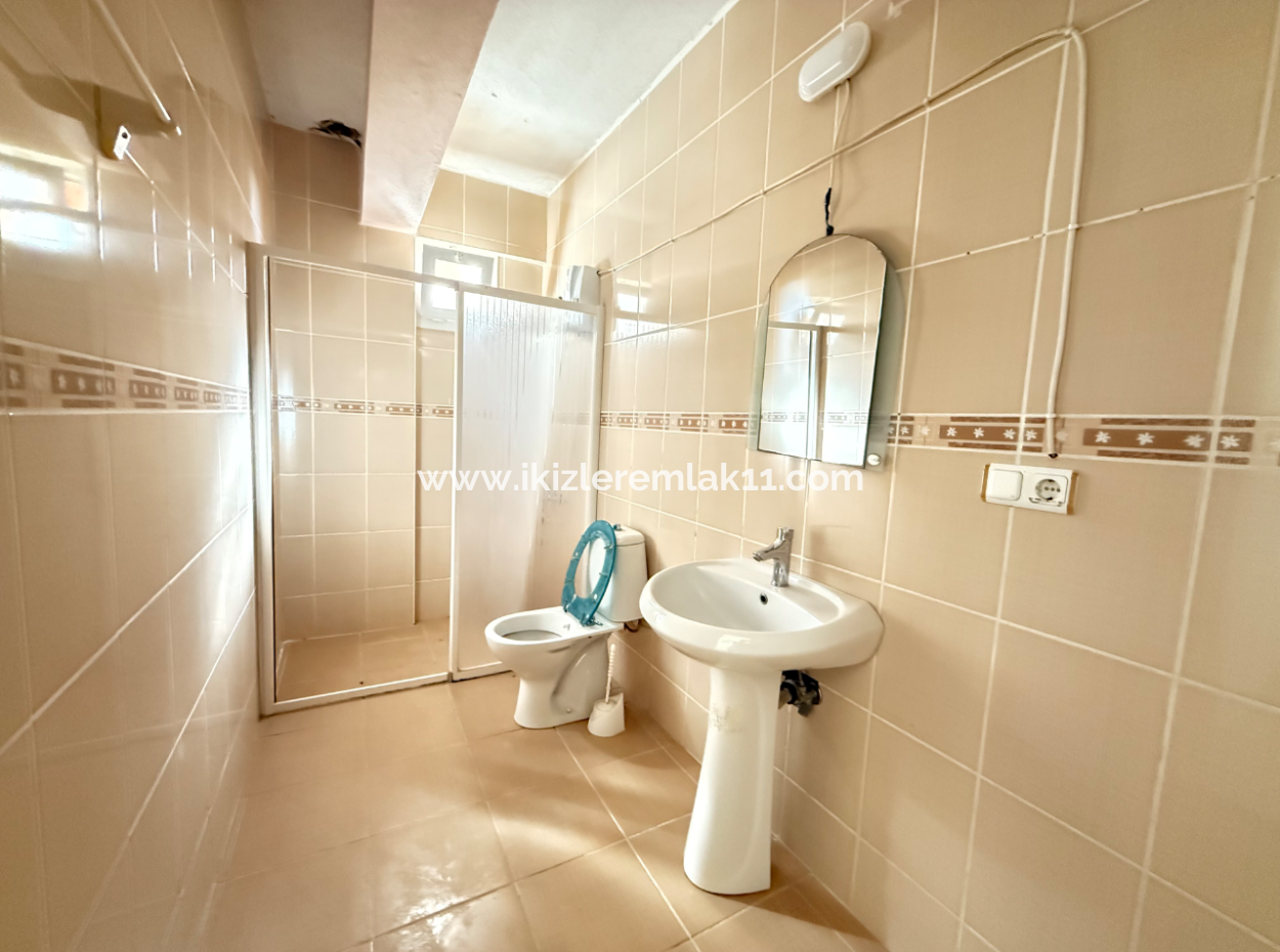 2 1 Garden Floor Free Flat For Sale In Seferihisar Ürkmez