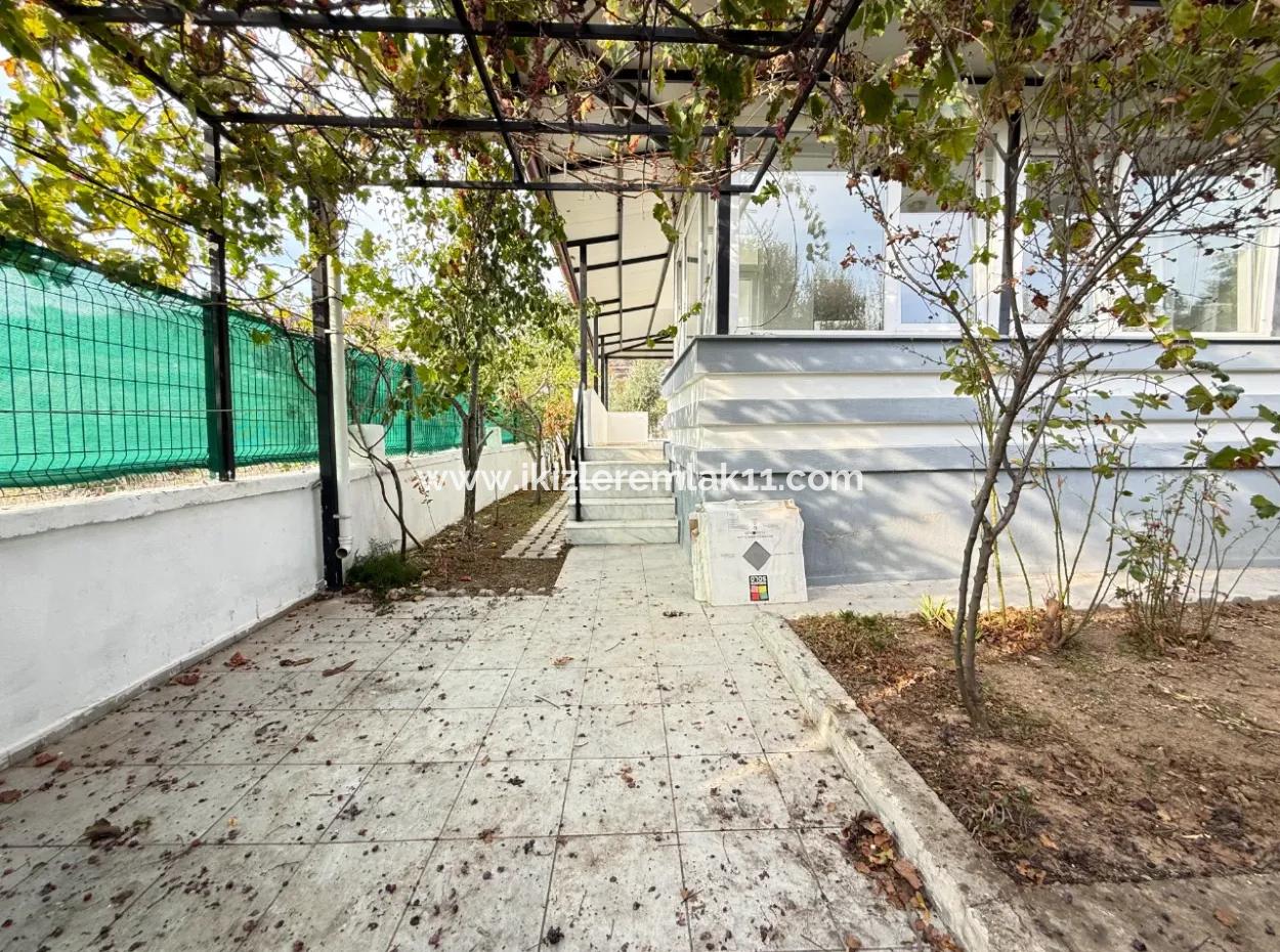 4 1 Villa With Large Garden For Sale In Seferihisar Doğanbey Center