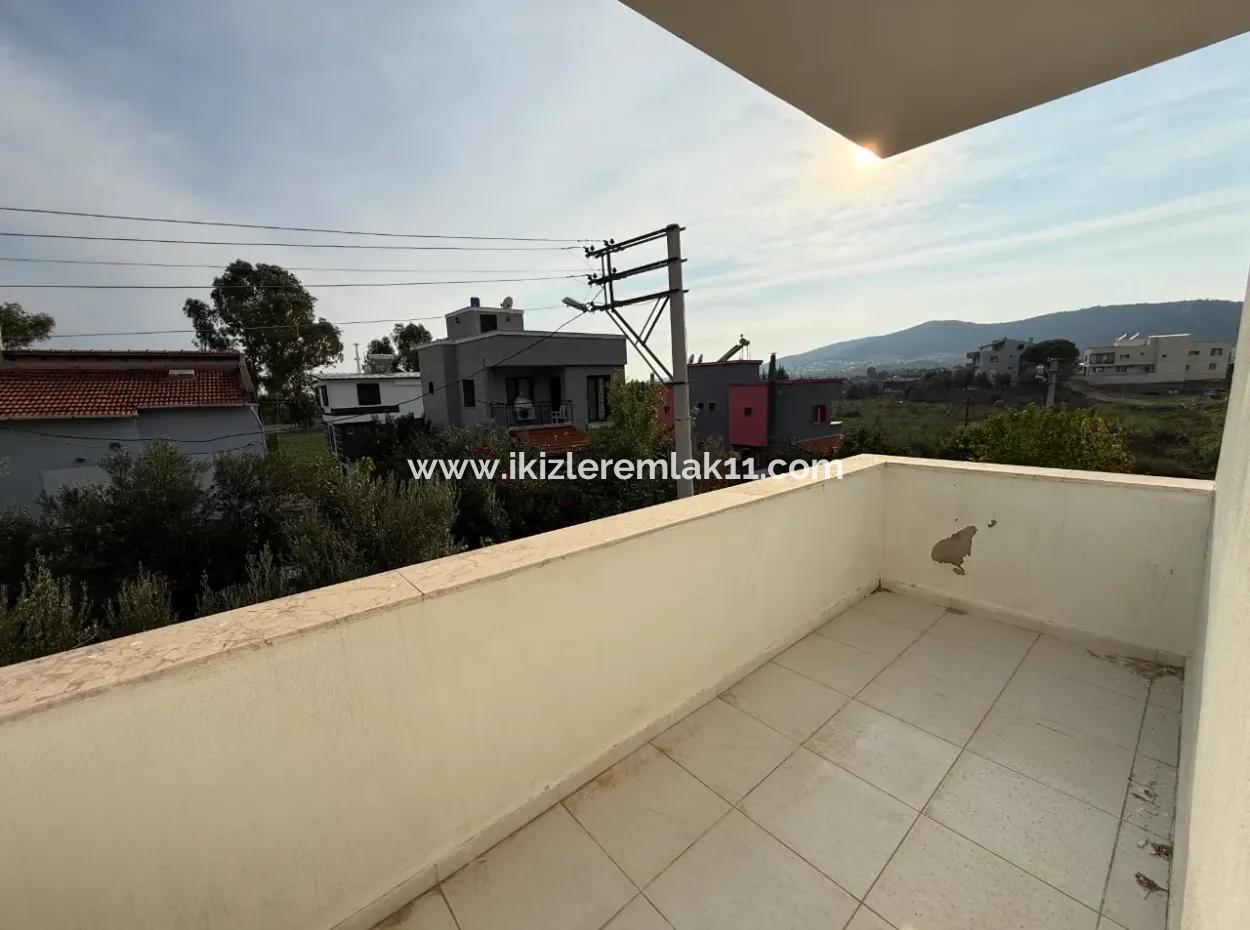 4 1 Villa With Large Garden For Sale In Seferihisar Doğanbey Center