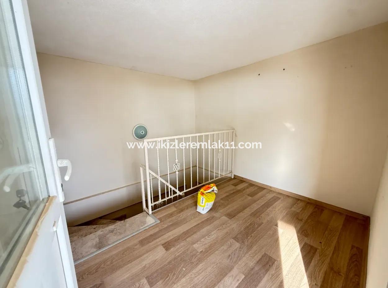 4 1 Villa With Large Garden For Sale In Seferihisar Doğanbey Center