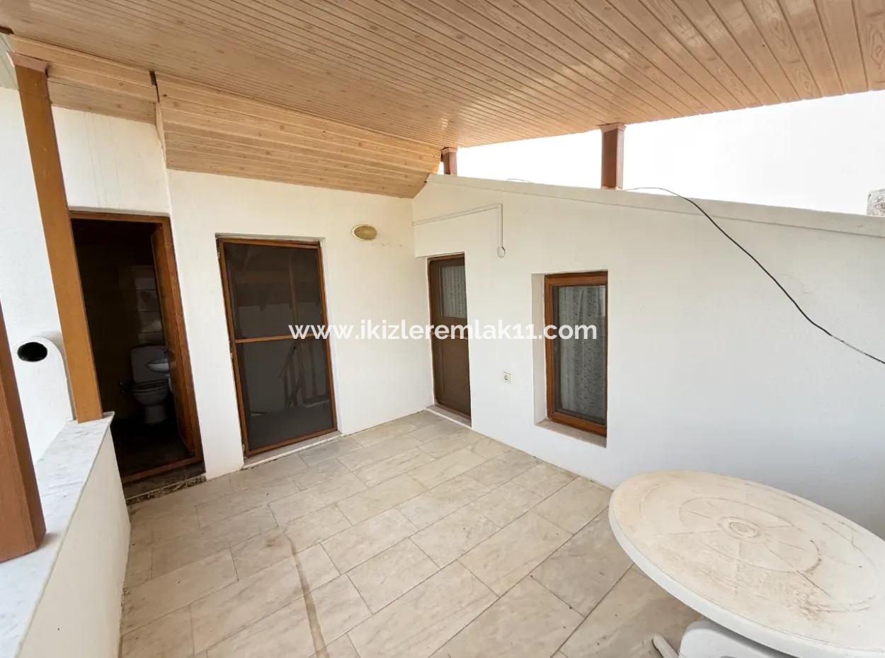 3 1 Villa With Large Garden For Sale In Seferihisar Doğanbey Center