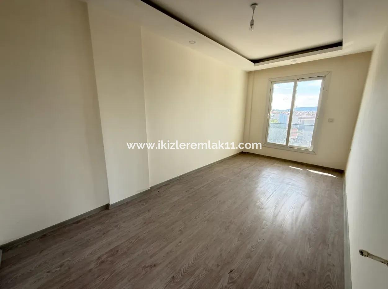 Share 3 2 New Apartments With Elevator Duplex For Sale In The Center Of Kazan Seferihisar Ürkmez