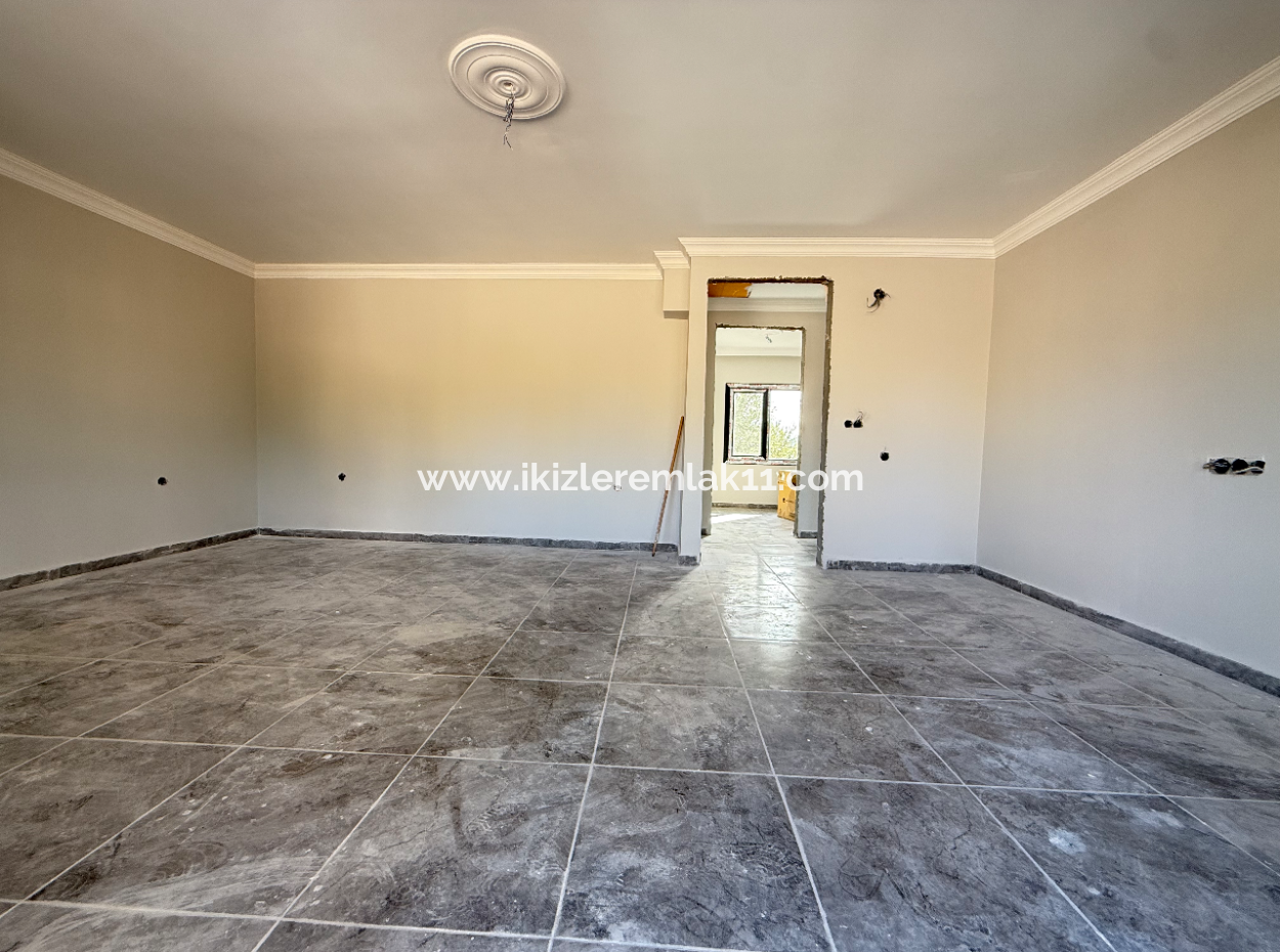 Detached 2 1 Summer House In A 300 M² Garden For Sale In Seferihisar Kavaklıdere