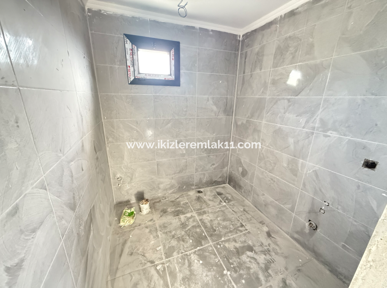 Detached 2 1 Summer House In A 300 M² Garden For Sale In Seferihisar Kavaklıdere