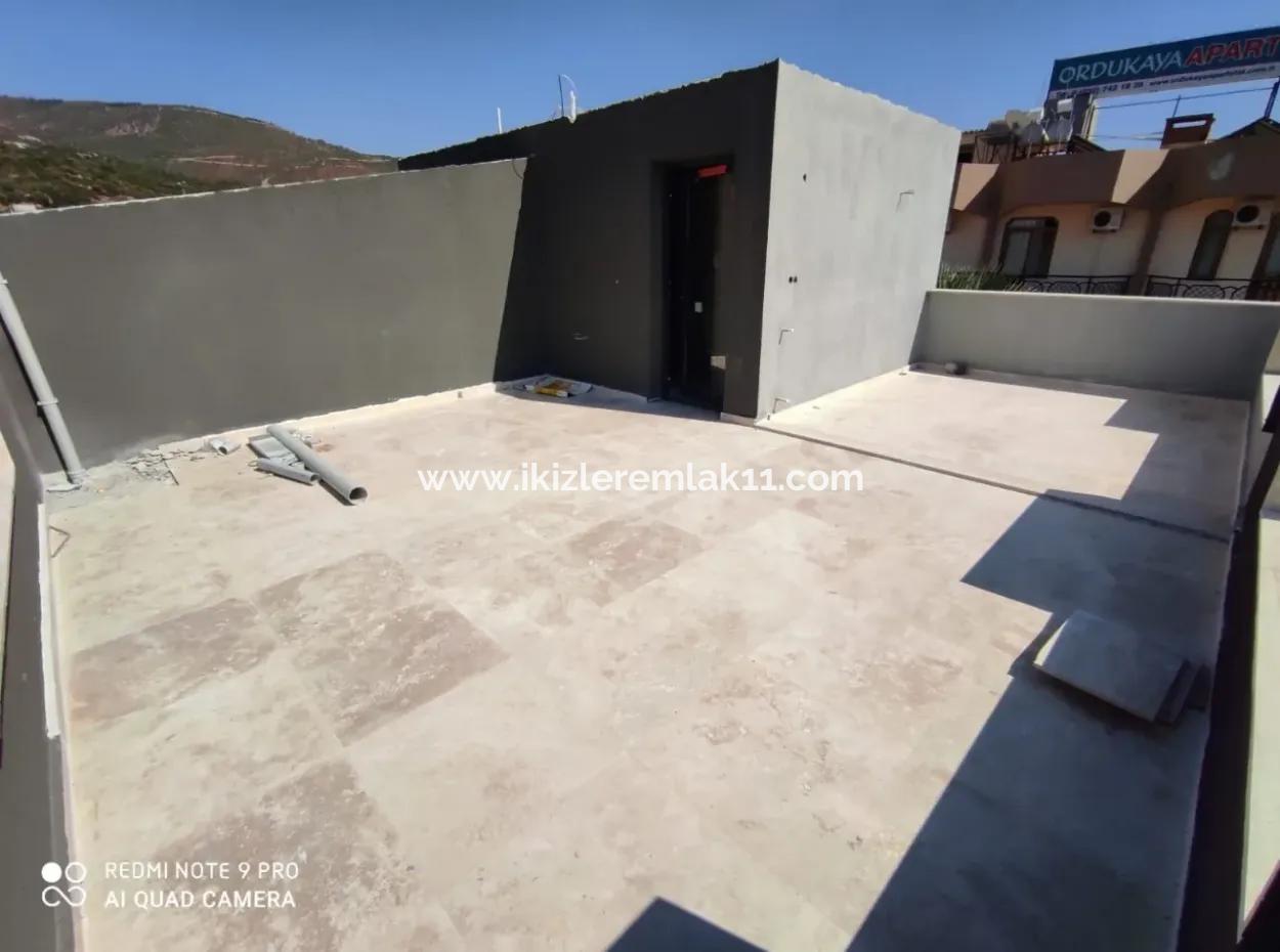 100 M, Two Detached Villas For Sale By Sea In Seferýsar Ürkmez