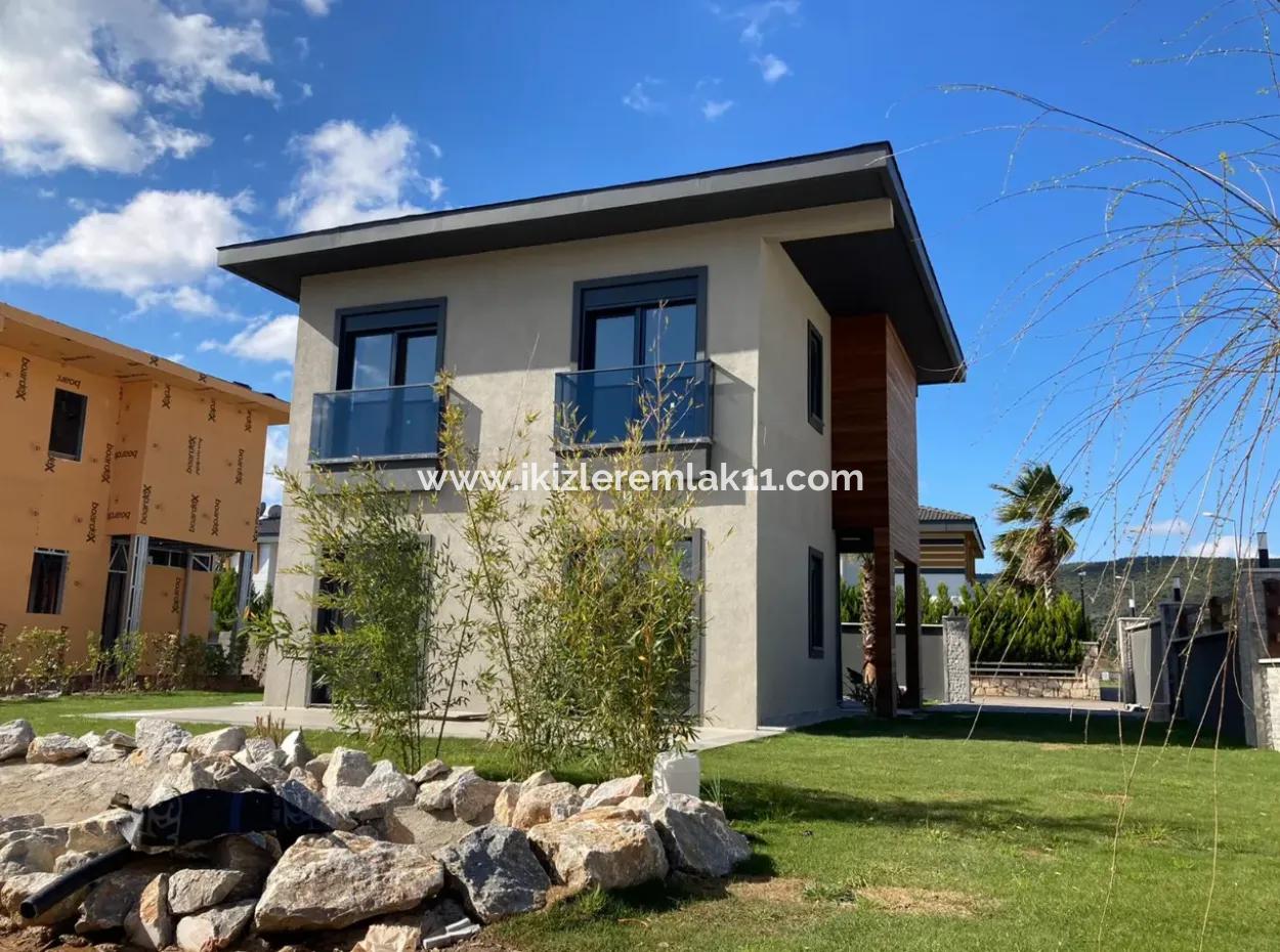 Seferisar Doganbey For Sale, Steel Construction, 3 1 Villa