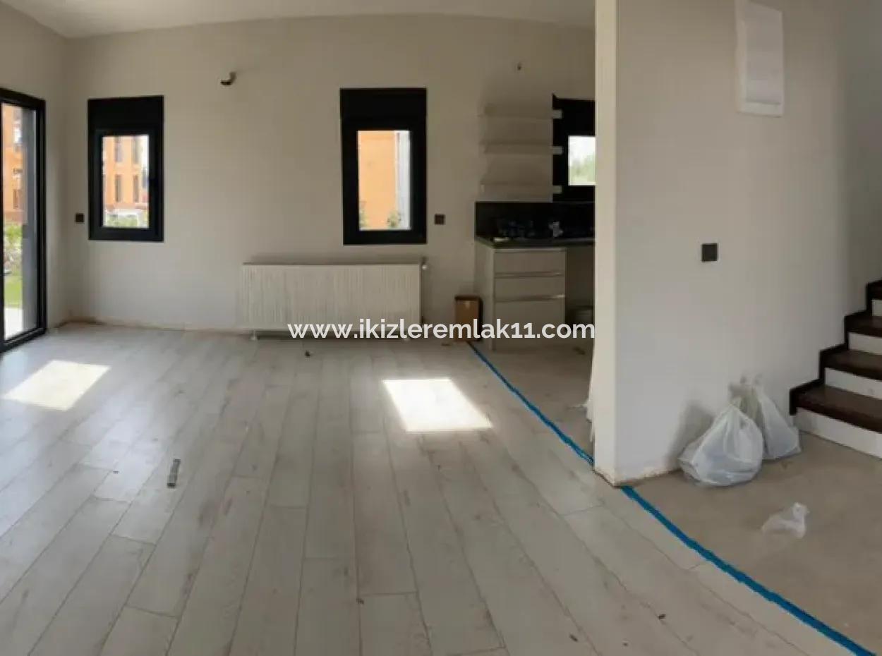 Seferisar Doganbey For Sale, Steel Construction, 3 1 Villa